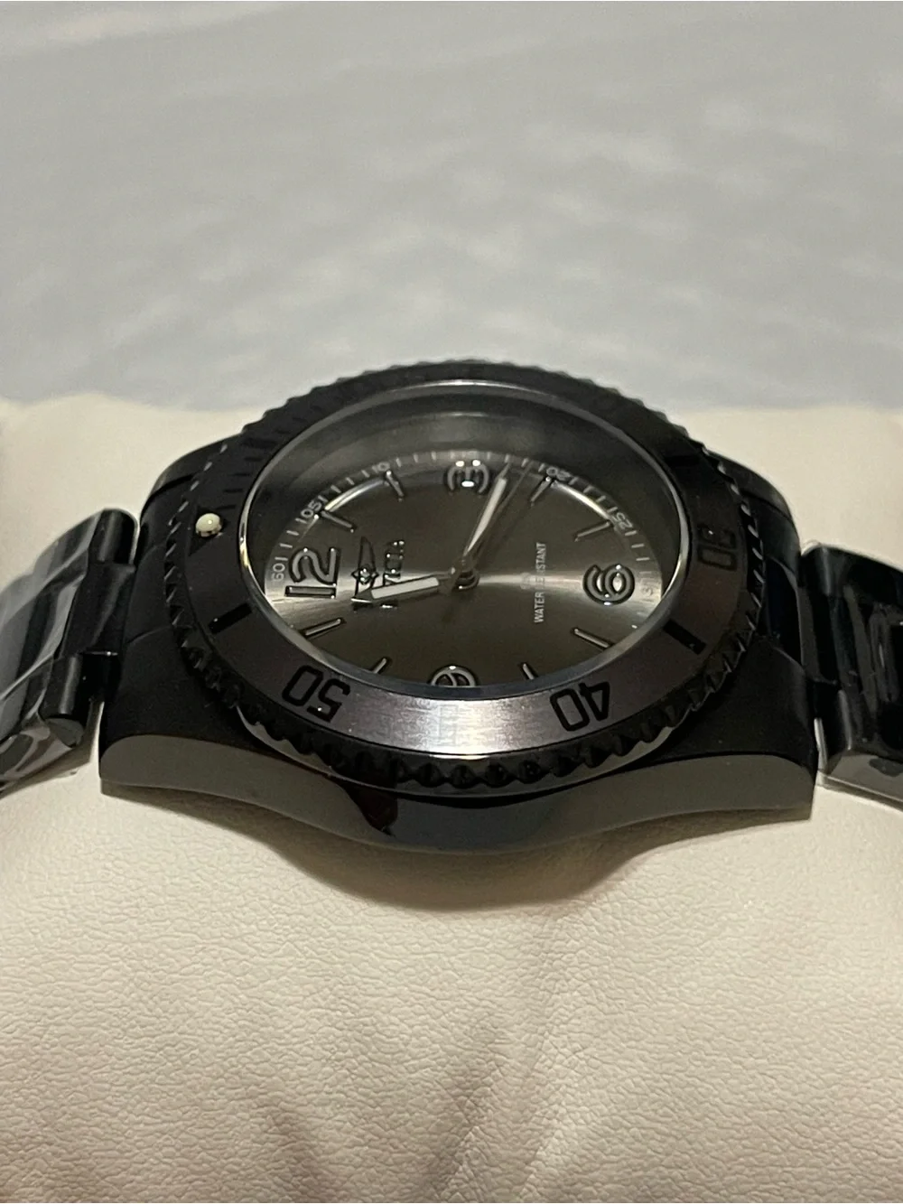 Invicta Specialty Velario Men's Watch - 41mm. Black X Black new